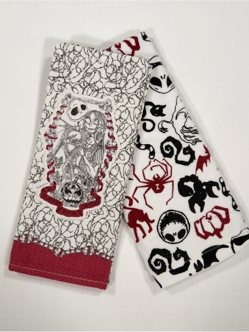 Disney Parks Nightmare Before Christmas Jack Sally Kitchen Towels 2 Pack Set NWT